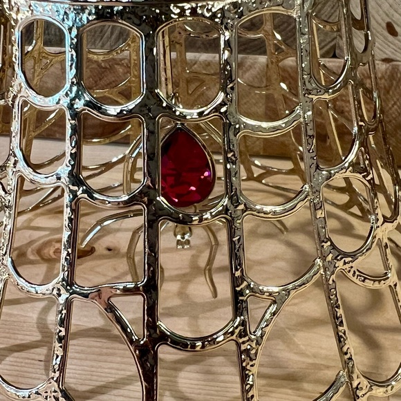 Bath and Body Works Spider pedestal candle holder, new - Picture 2 of 3